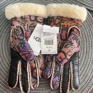 UGG gloves